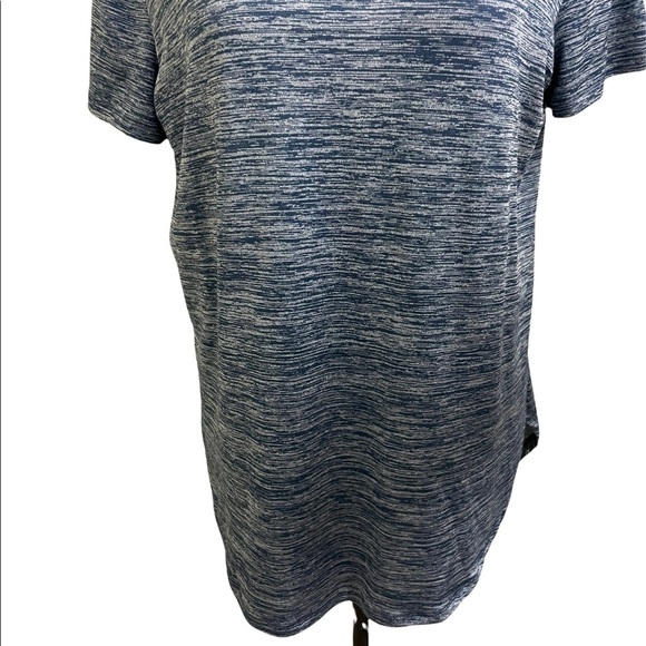 Athleta Womens athletic split side mesh back short sleeve top size medium - Picture 3 of 13